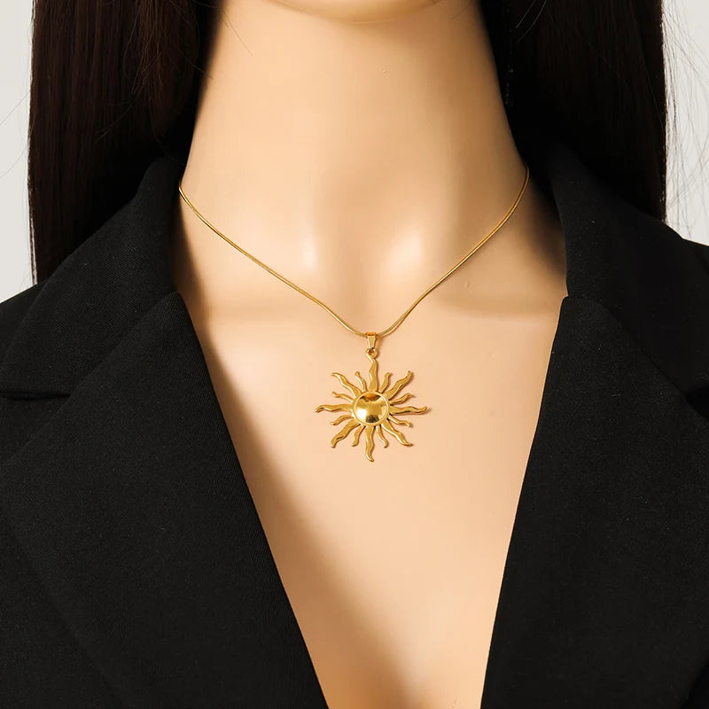 Stainless Steel Metal Gold Color Sun Pendant Necklace for Women