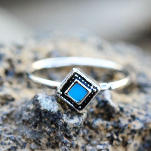 316L Stainless Steel Rhombus Cut Turquoise Nose Hoop-2